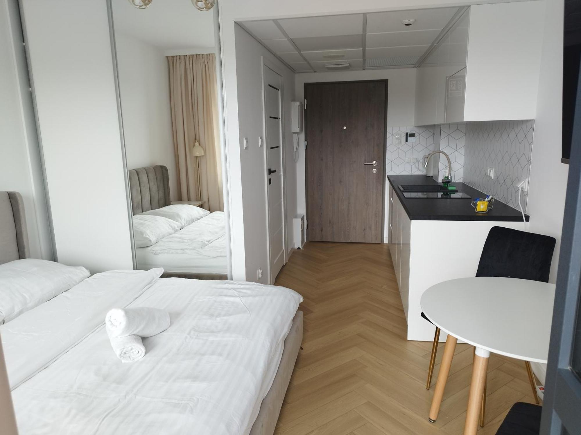 Gold Apartments Pileckiego Varsovia Exterior foto